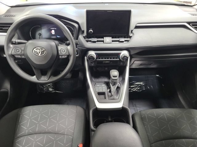 Used 2024 Toyota RAV4 XLE AWD/4WD image 21