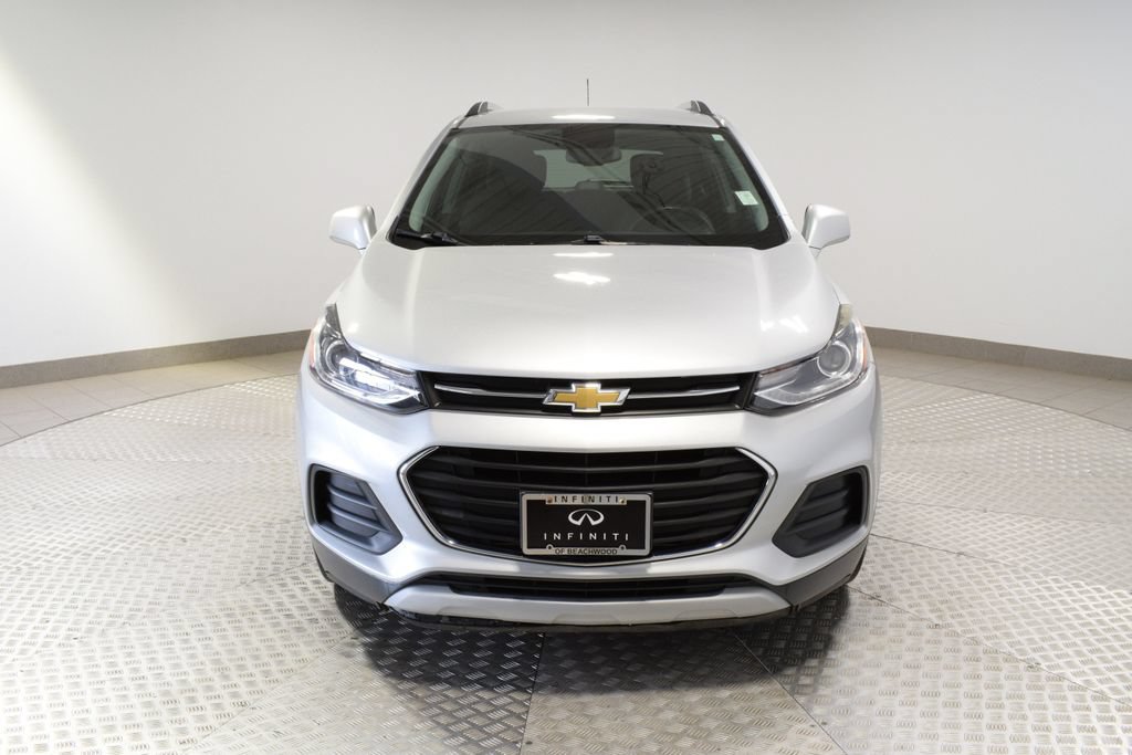 Used 2020 Chevrolet Trax LT FWD image 6
