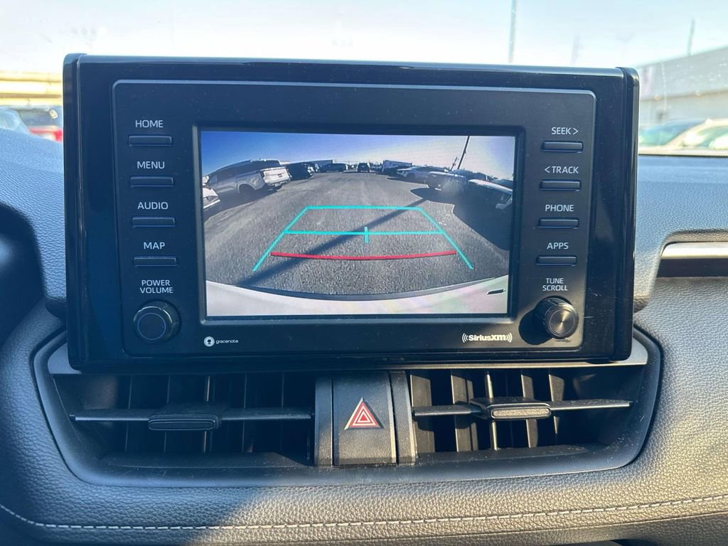 Used 2021 Toyota RAV4 LE image 14