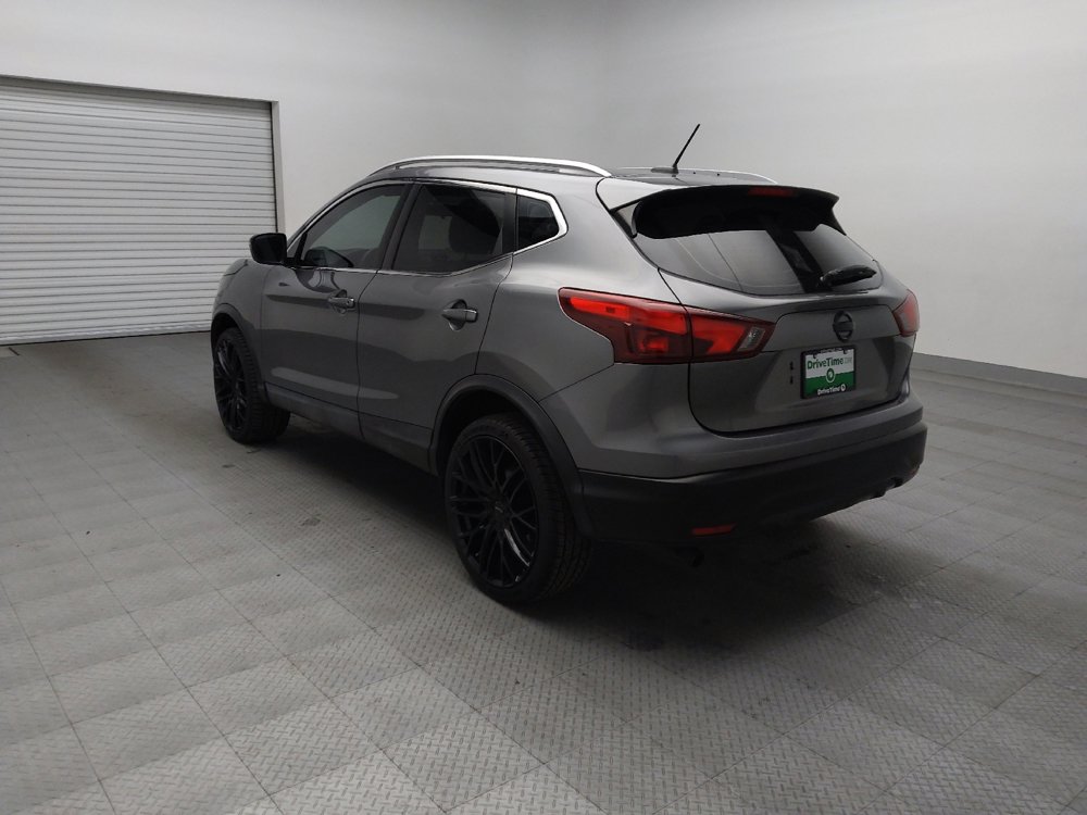 Used 2017 Nissan Rogue Sport SV image 5