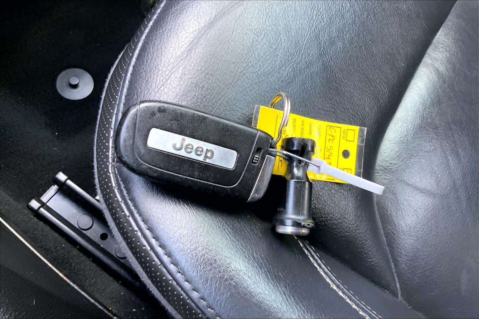Used 2016 Jeep Renegade Limited FWD image 15