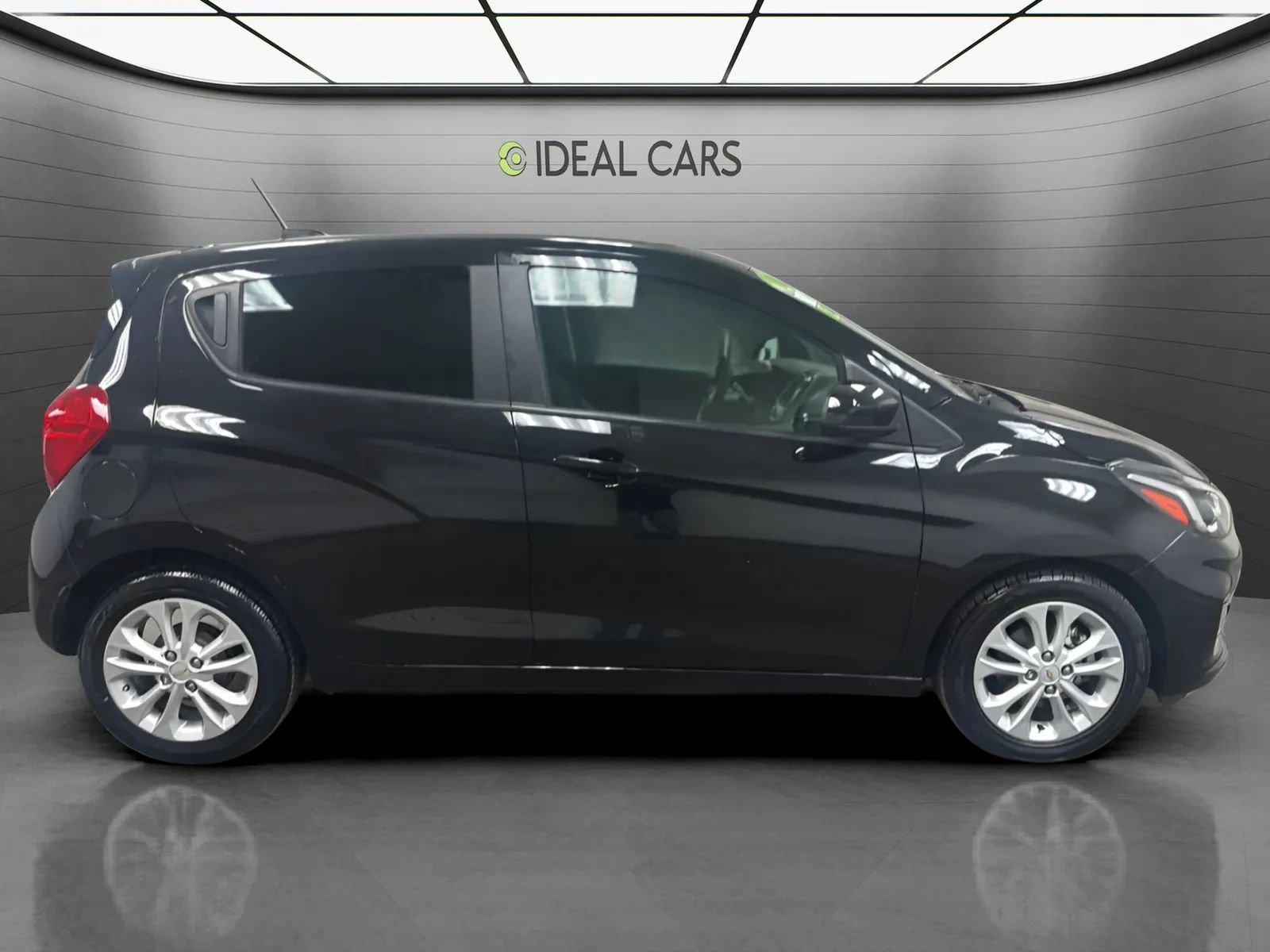 Used 2021 Chevrolet Spark LT FWD image 4