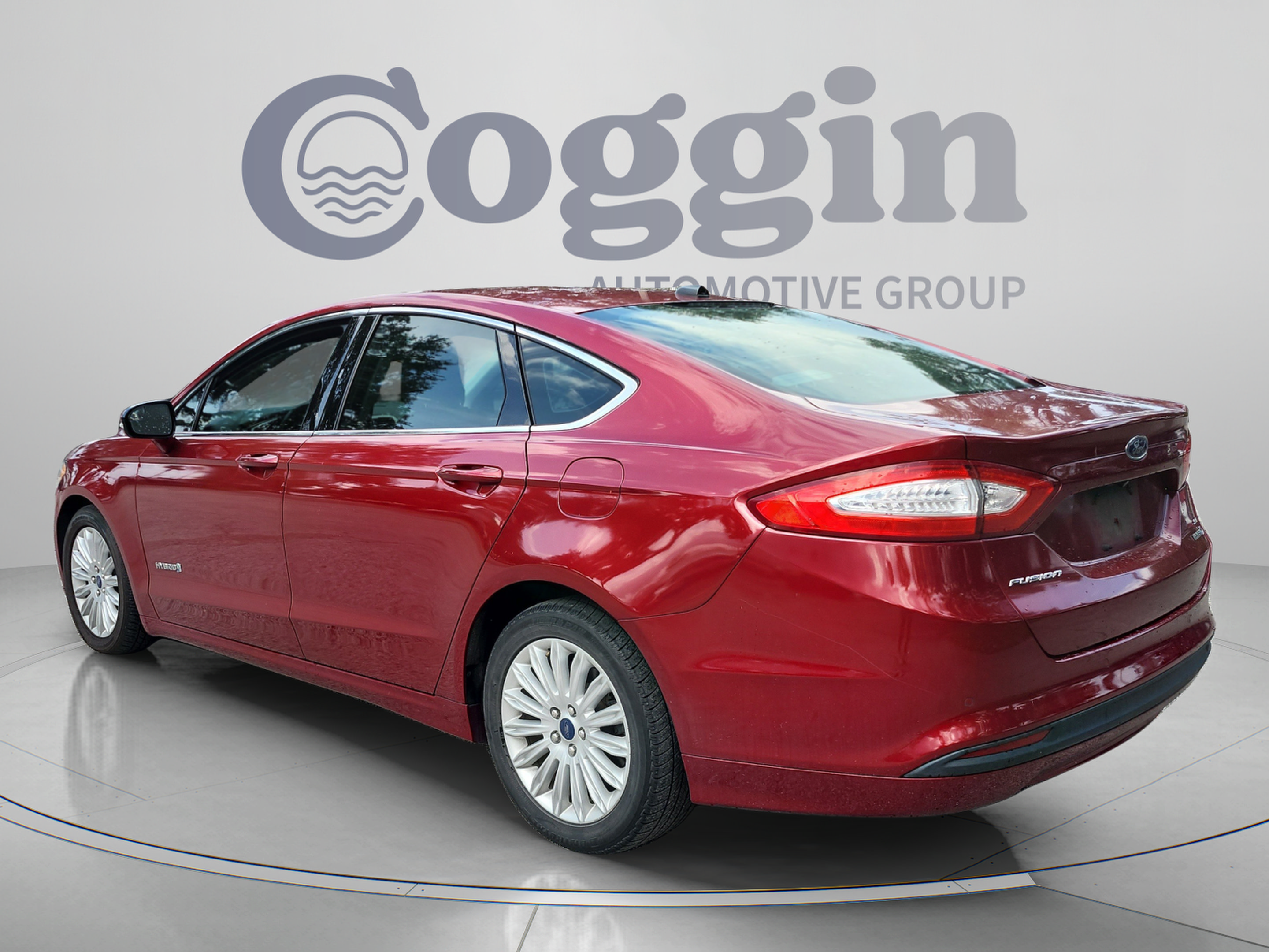 Used 2014 Ford Fusion SE w/ Equipment Group 502A FWD image 3