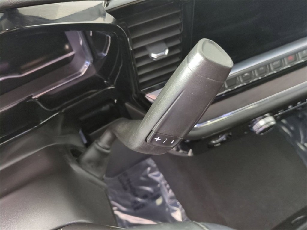 Certified 2024 GMC Sierra 1500 SLT image 16