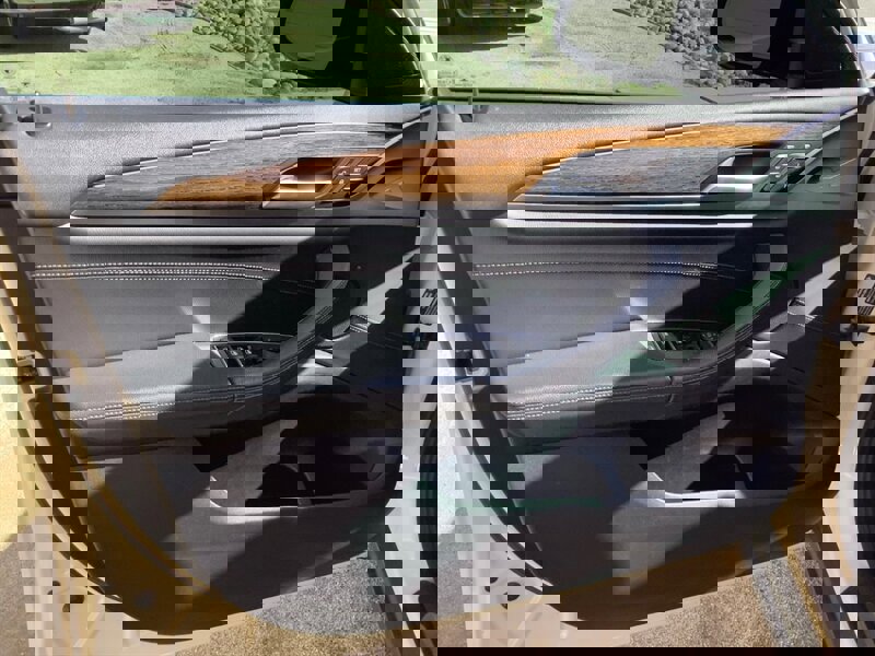 Used 2019 BMW X4 xDrive30i w/ Convenience Package image 15