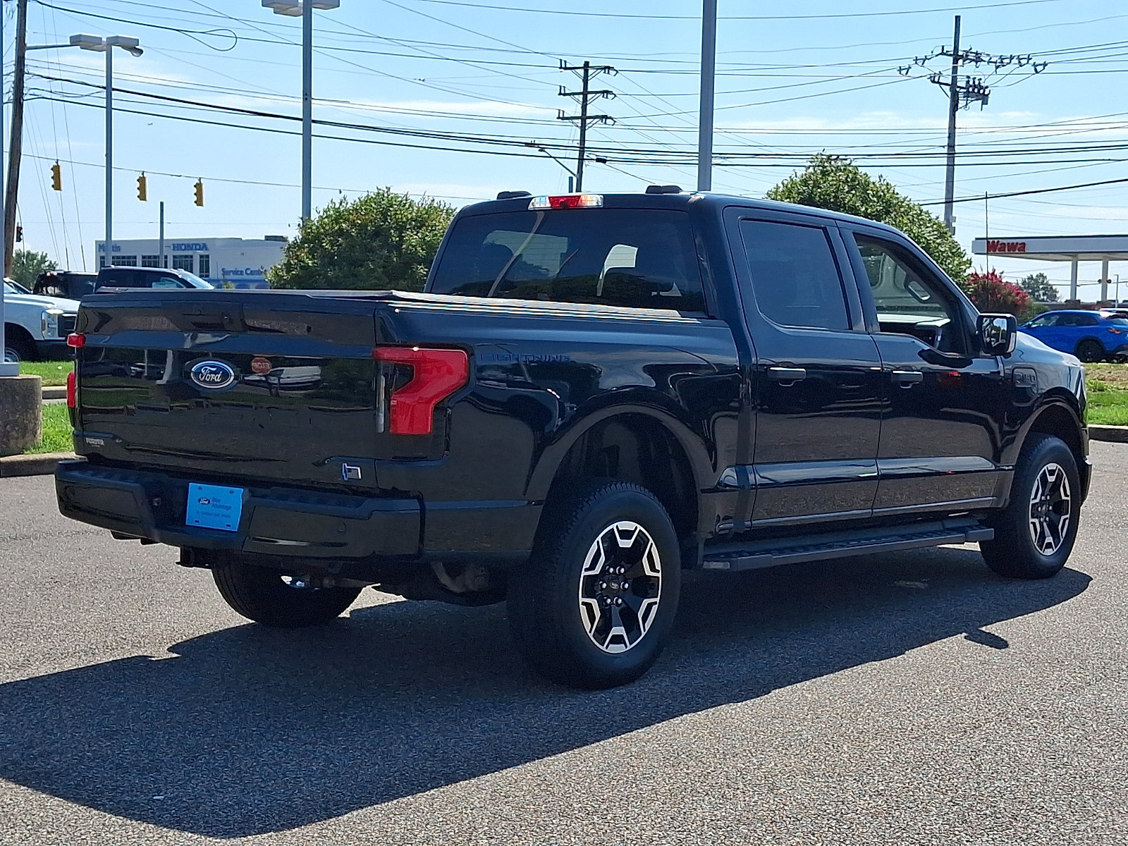 Certified 2023 Ford F150 Lightning XLT AWD/4WD image 11