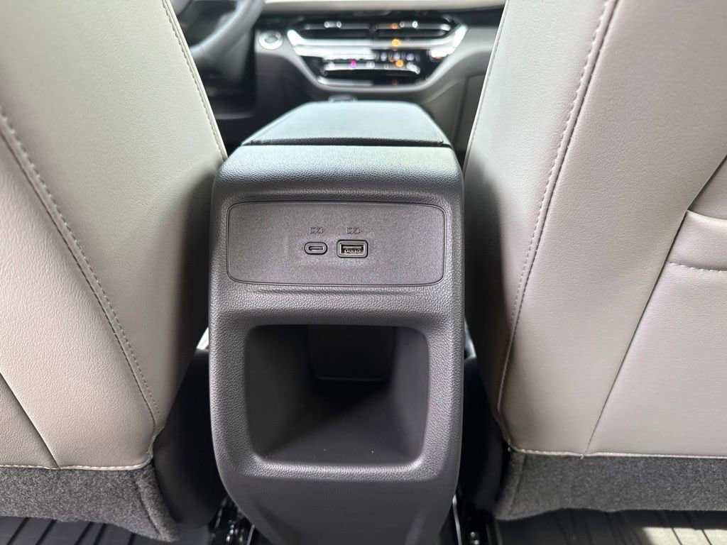 New 2026 Buick Envista Sport Touring FWD image 45