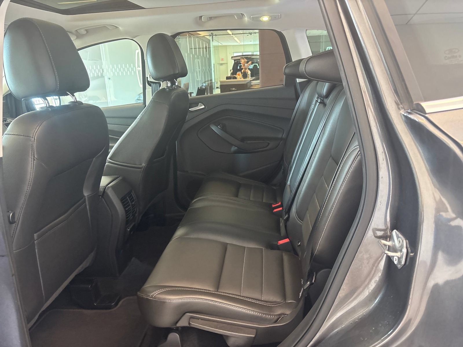 Used 2016 Ford Escape Titanium w/ Equipment Group 301A AWD/4WD image 11