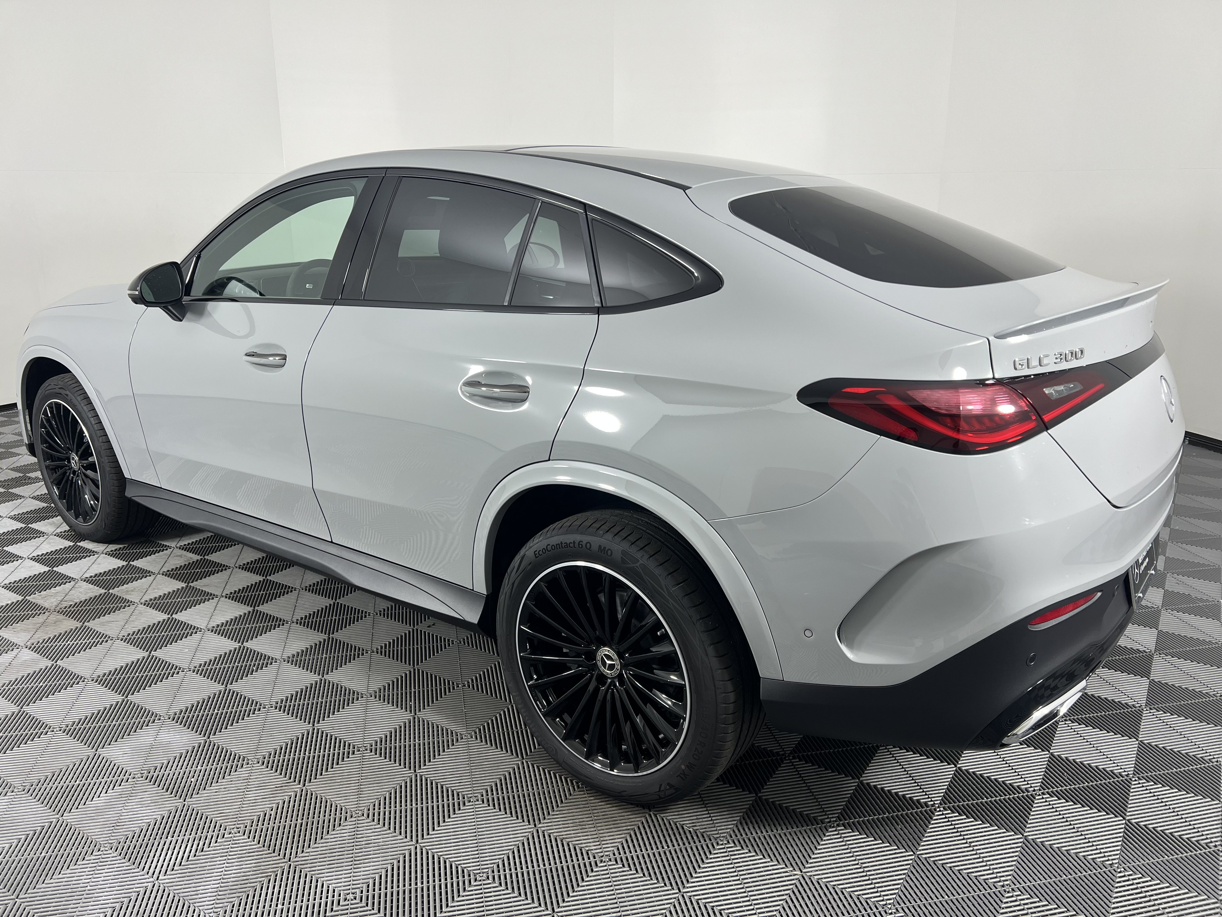 New 2027 Mercedes-Benz GLC 300 4MATIC image 9