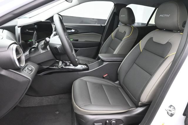 New 2026 Chevrolet Trax ACTIV w/ Sunroof Package FWD image 19