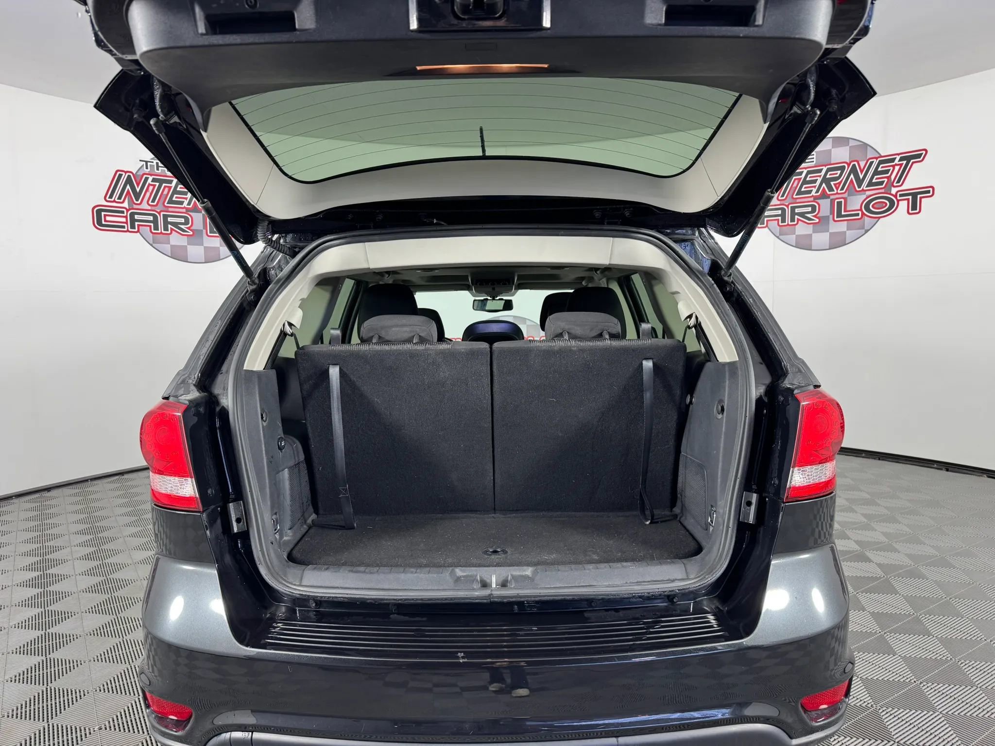 Used 2013 Dodge Journey SXT w/ Flexible Seating Group AWD/4WD image 28