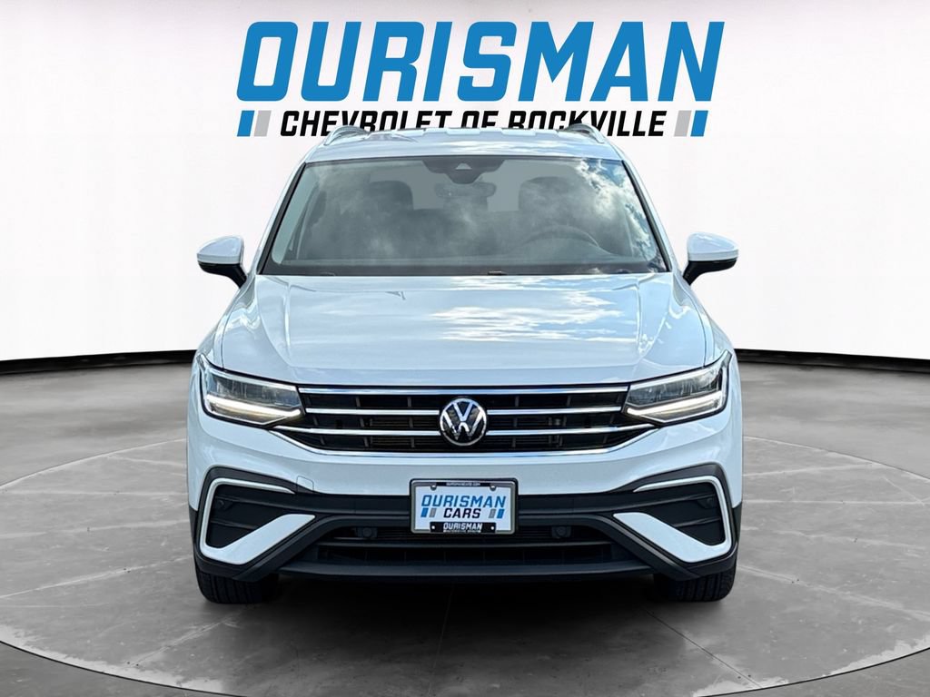 Used 2023 Volkswagen Tiguan SE FWD image 8