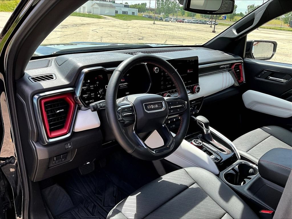 Used 2024 GMC Canyon AT4X AWD/4WD image 20