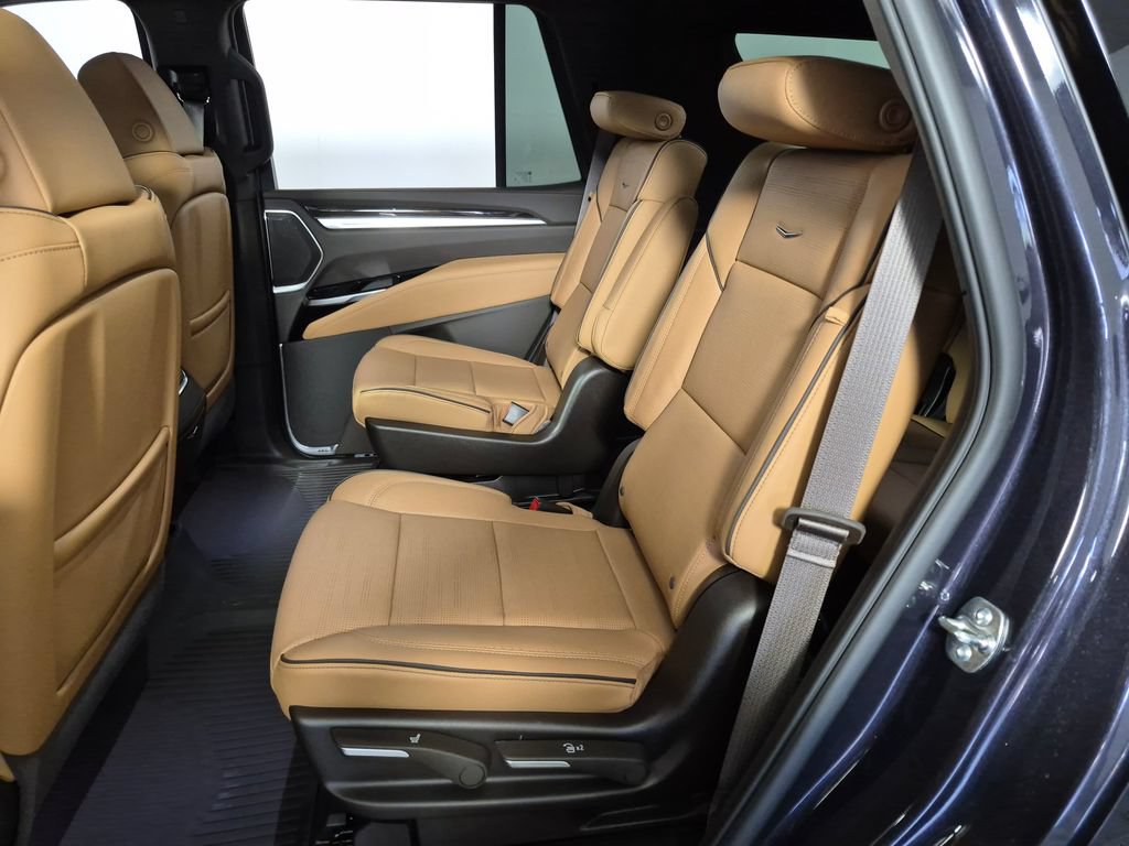 New 2026 Cadillac Escalade Luxury w/ Touring Package AWD/4WD image 26