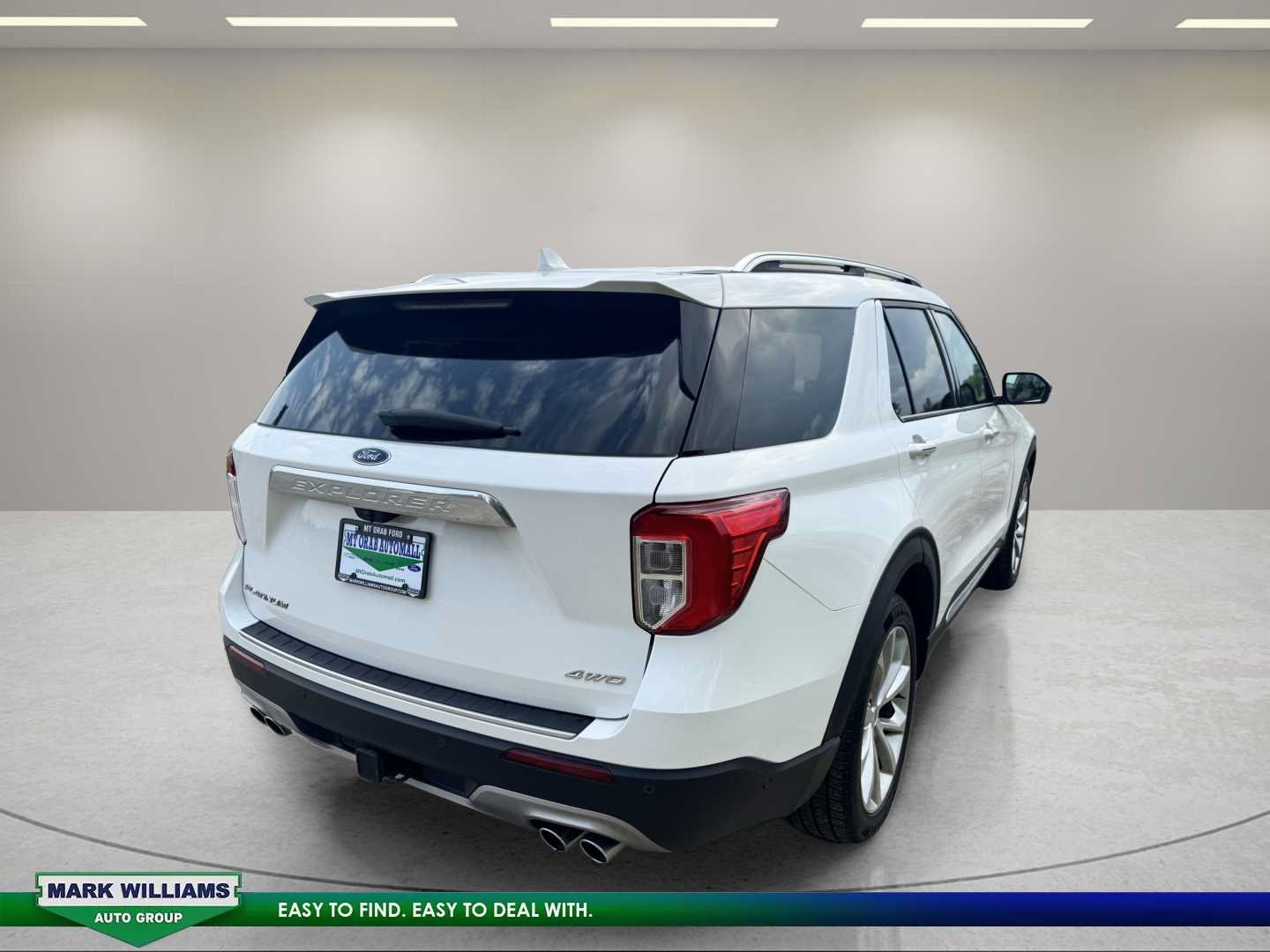 Used 2021 Ford Explorer Platinum w/ Equipment Group 601A AWD/4WD image 4