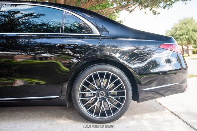Used 2023 Mercedes-Benz S 580 4MATIC Sedan image 4
