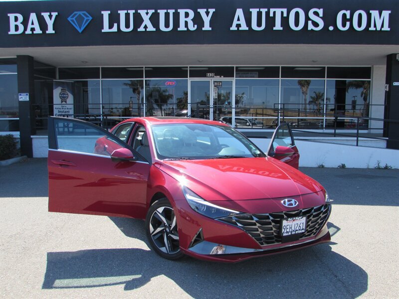 Used 2023 Hyundai Elantra Limited FWD image 30
