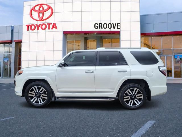 Used 2018 Toyota 4Runner Limited AWD/4WD image 2