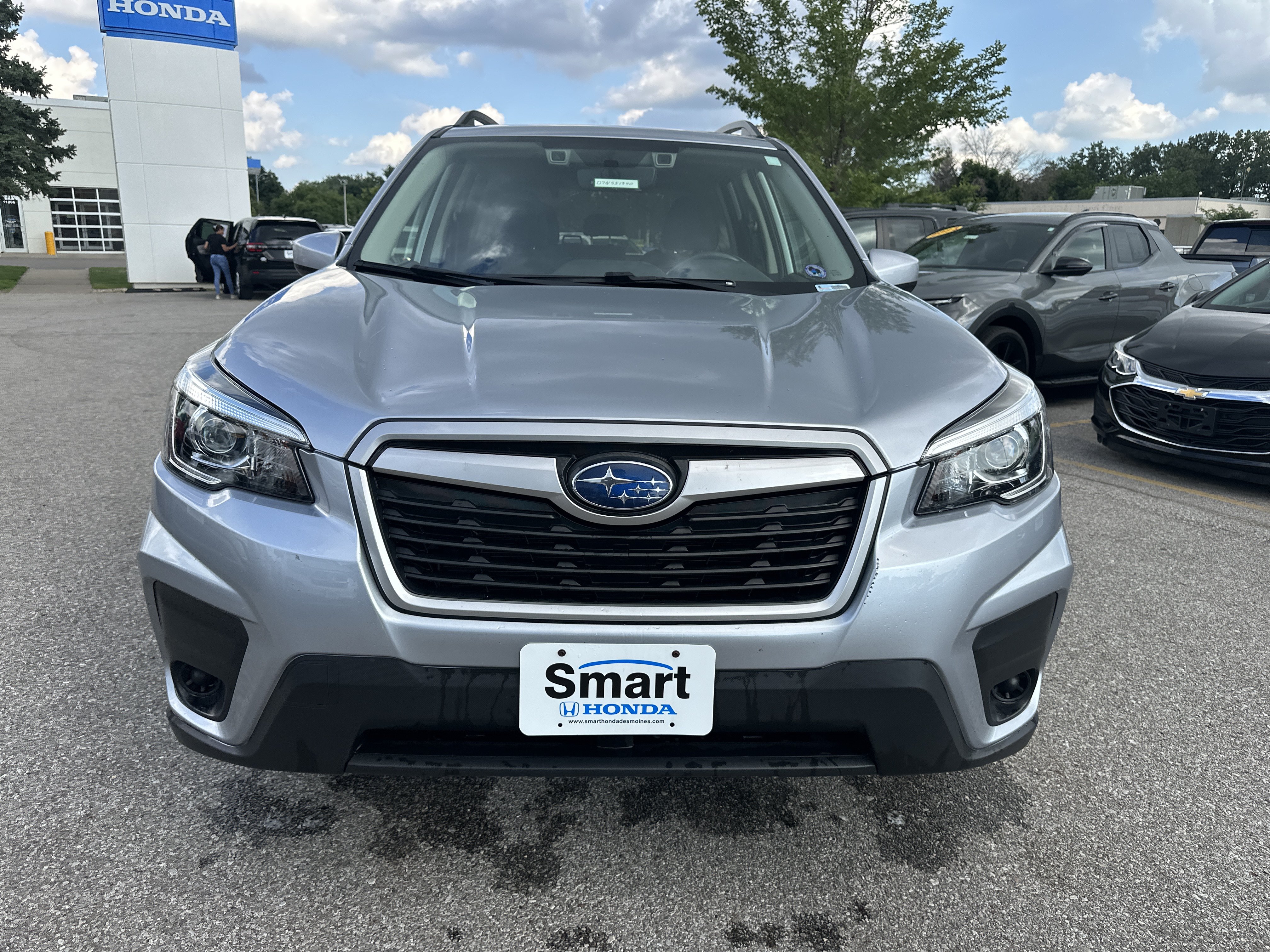 Used 2019 Subaru Forester Premium AWD/4WD image 8