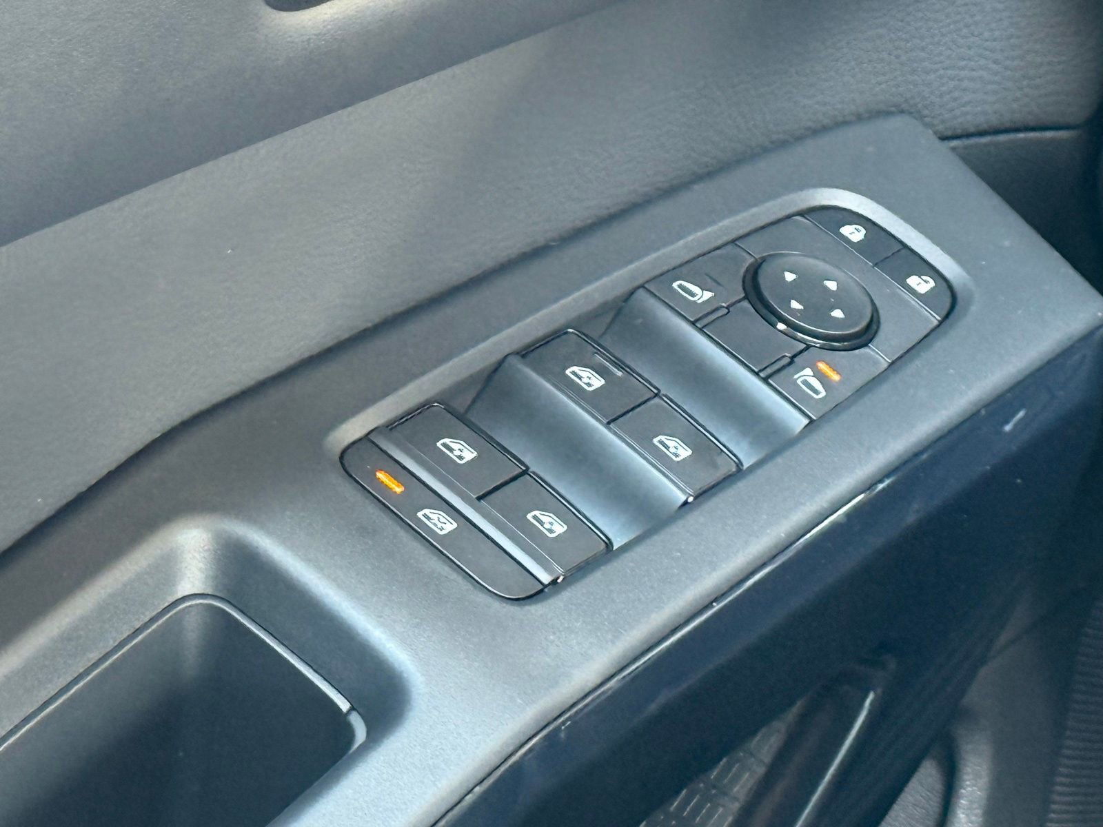 New 2025 Nissan Pathfinder SV w/ Cargo Package image 28