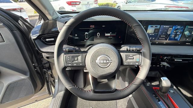 New 2026 Nissan Kicks SR AWD/4WD image 25