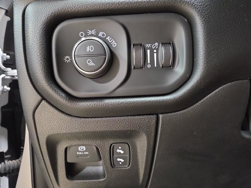 New 2026 RAM 1500 Big Horn AWD/4WD image 22