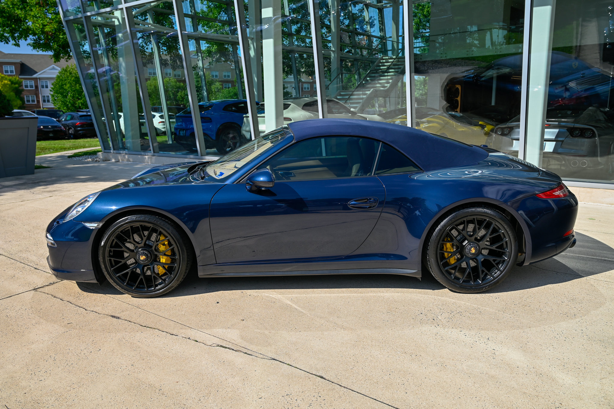 Used 2016 Porsche 911 Carrera GTS RWD image 8