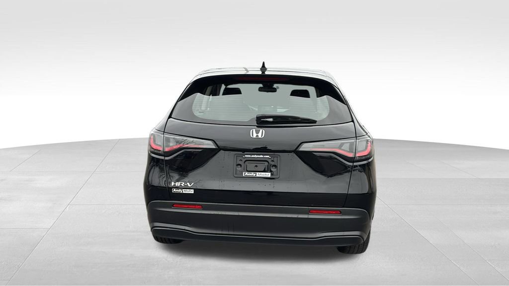 Used 2023 Honda HR-V LX image 6