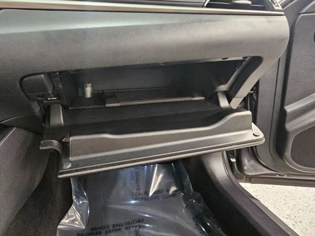 Used 2021 Lexus ES 300h w/ Premium Package image 22