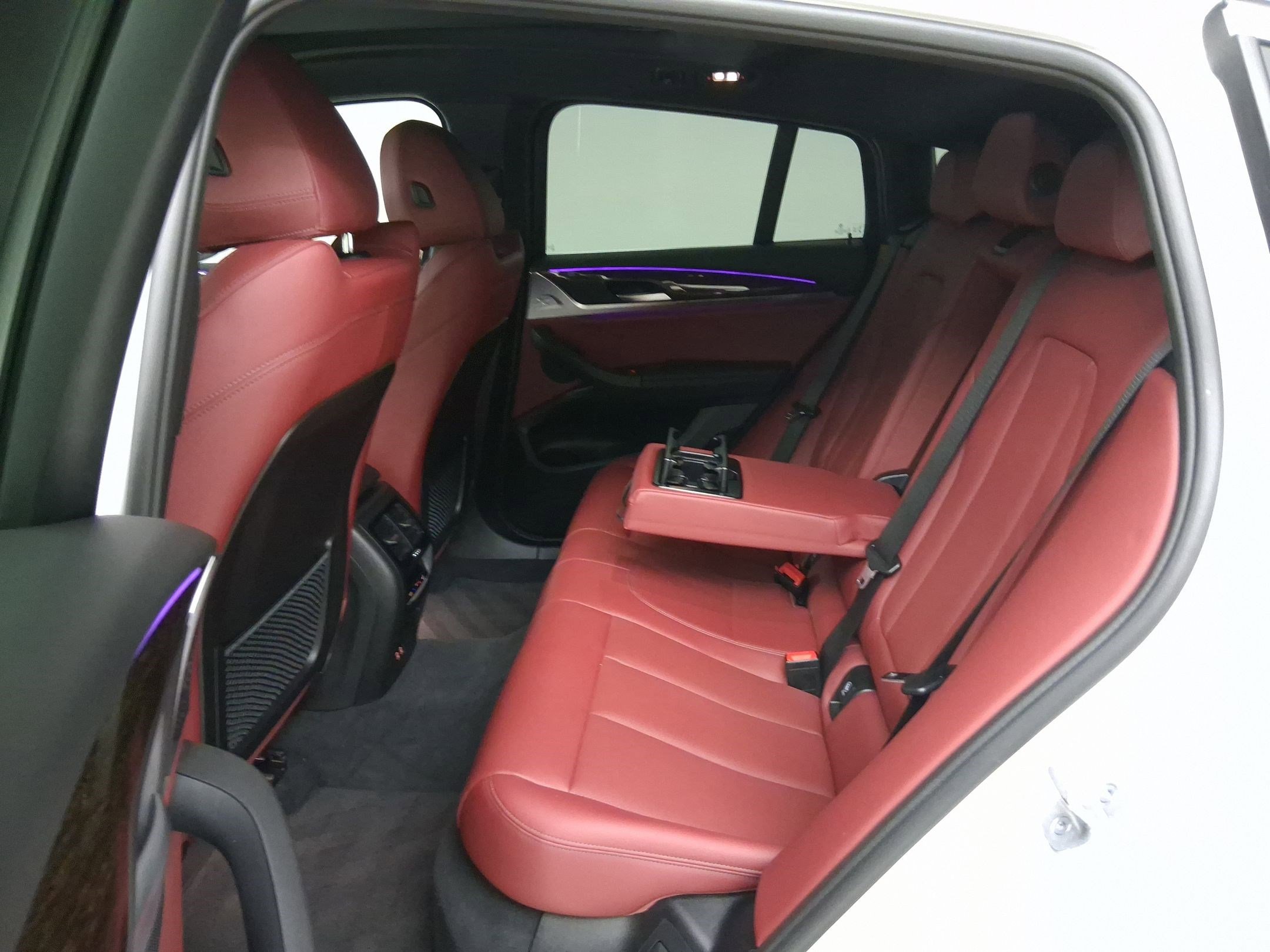 Certified 2023 BMW X4 xDrive30i w/ Convenience Package image 12