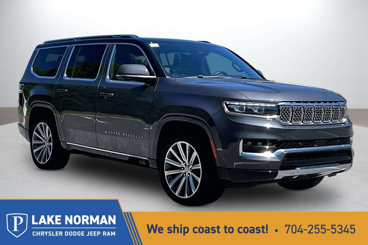 Used 2022 Jeep Grand Wagoneer Series II AWD/4WD image 1