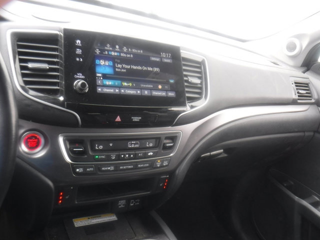 Used 2021 Honda Pilot Special Edition image 18