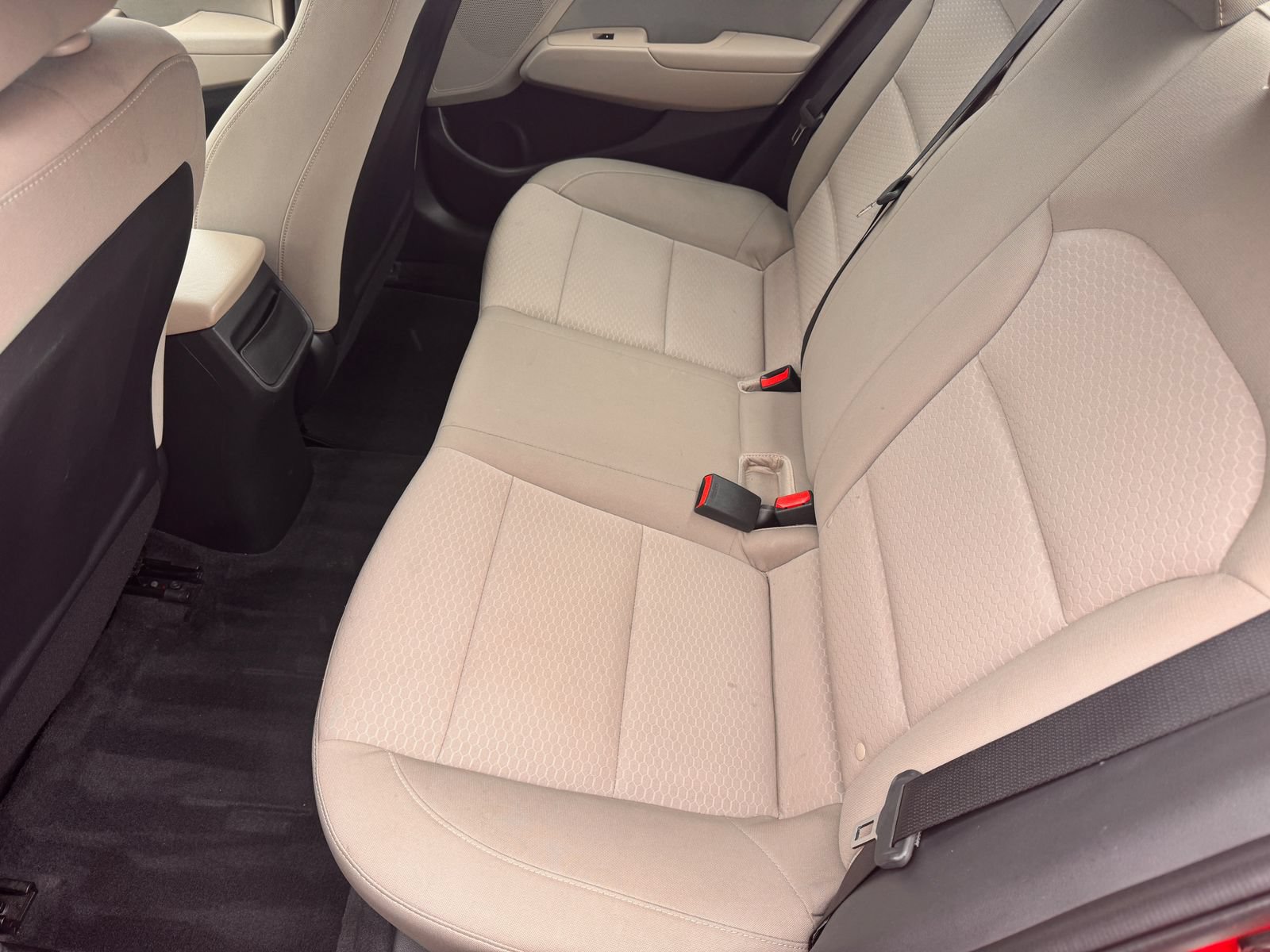 Used 2020 Hyundai Elantra Value Edition FWD image 17