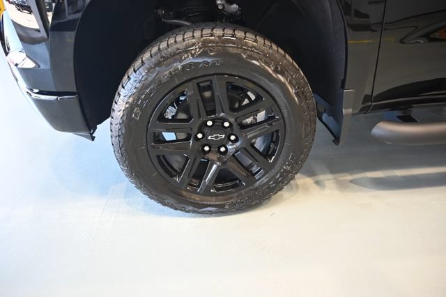 New 2026 Chevrolet Silverado 1500 Custom Trail Boss w/ LPO, Dark Essentials Package AWD/4WD image 27