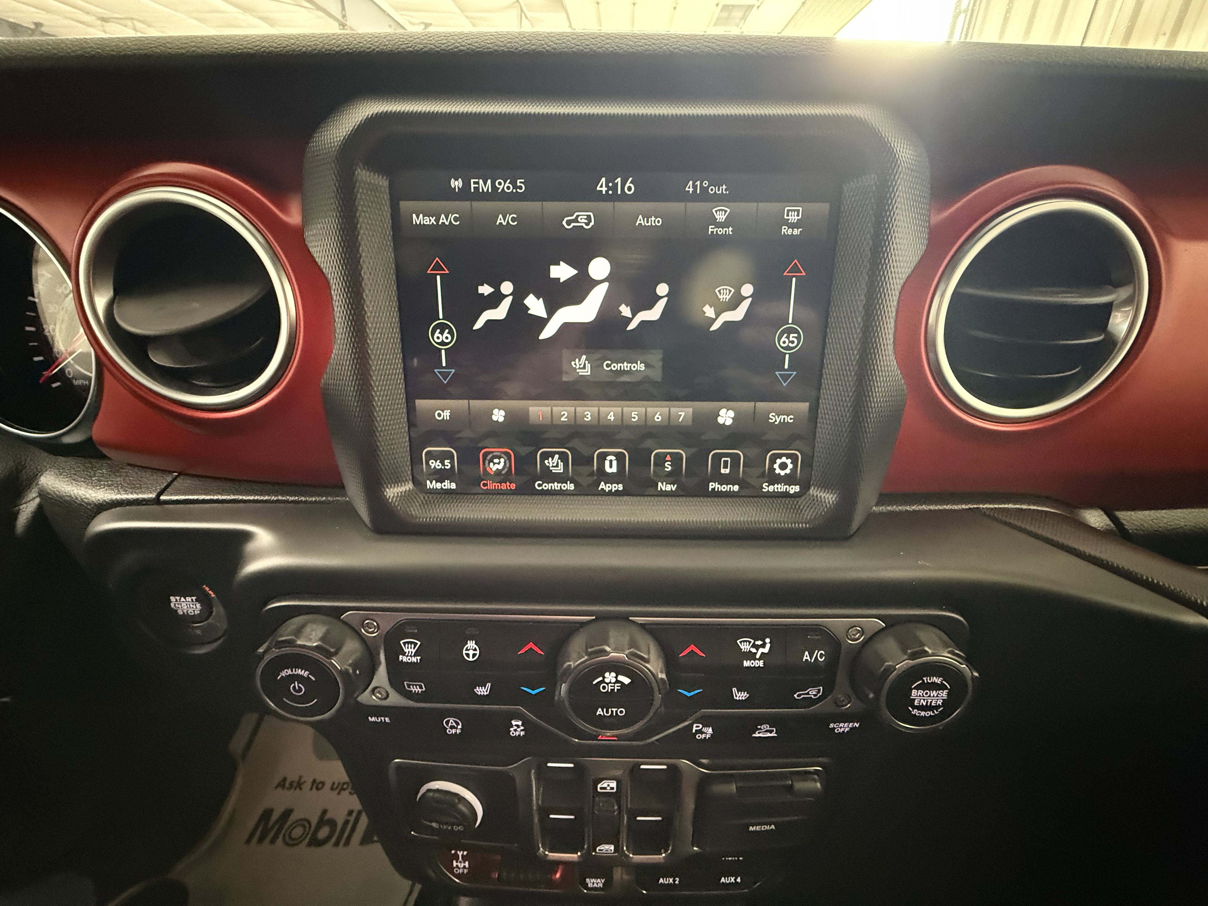 Used 2021 Jeep Wrangler Unlimited Rubicon AWD/4WD image 28