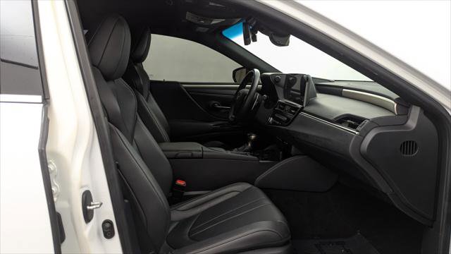 Used 2022 Lexus ES 300h F Sport FWD image 21