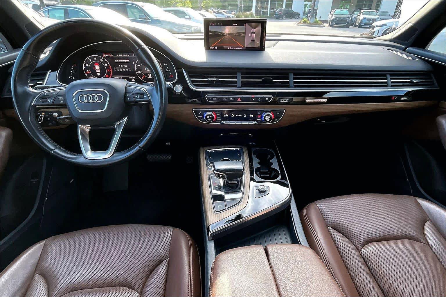 Used 2017 Audi Q7 3.0T Prestige image 16