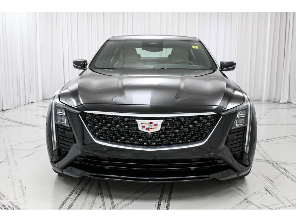 Used 2025 Cadillac CT5 Premium Luxury image 3