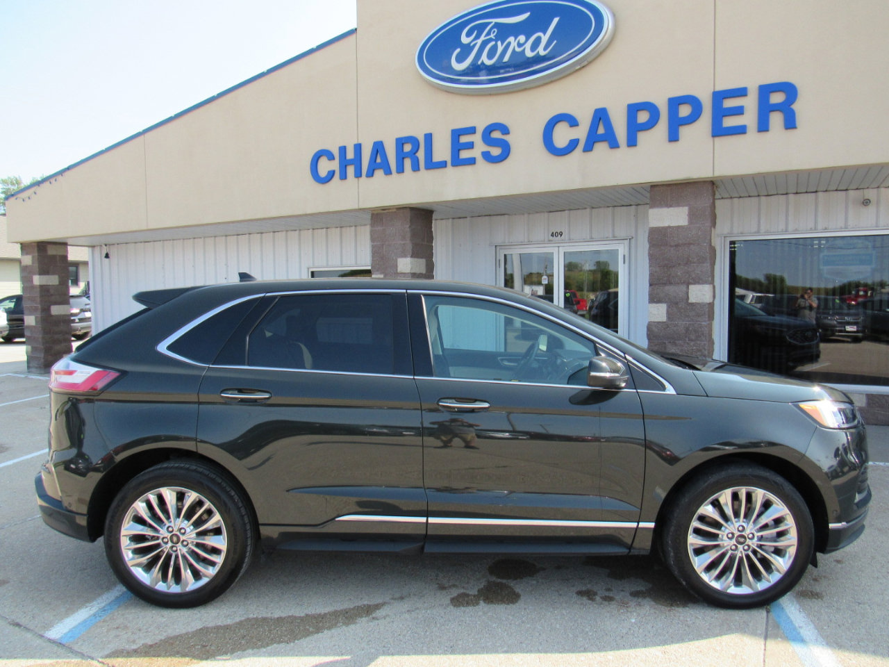 Used 2024 Ford Edge Titanium w/ Titanium Elite Package image 6