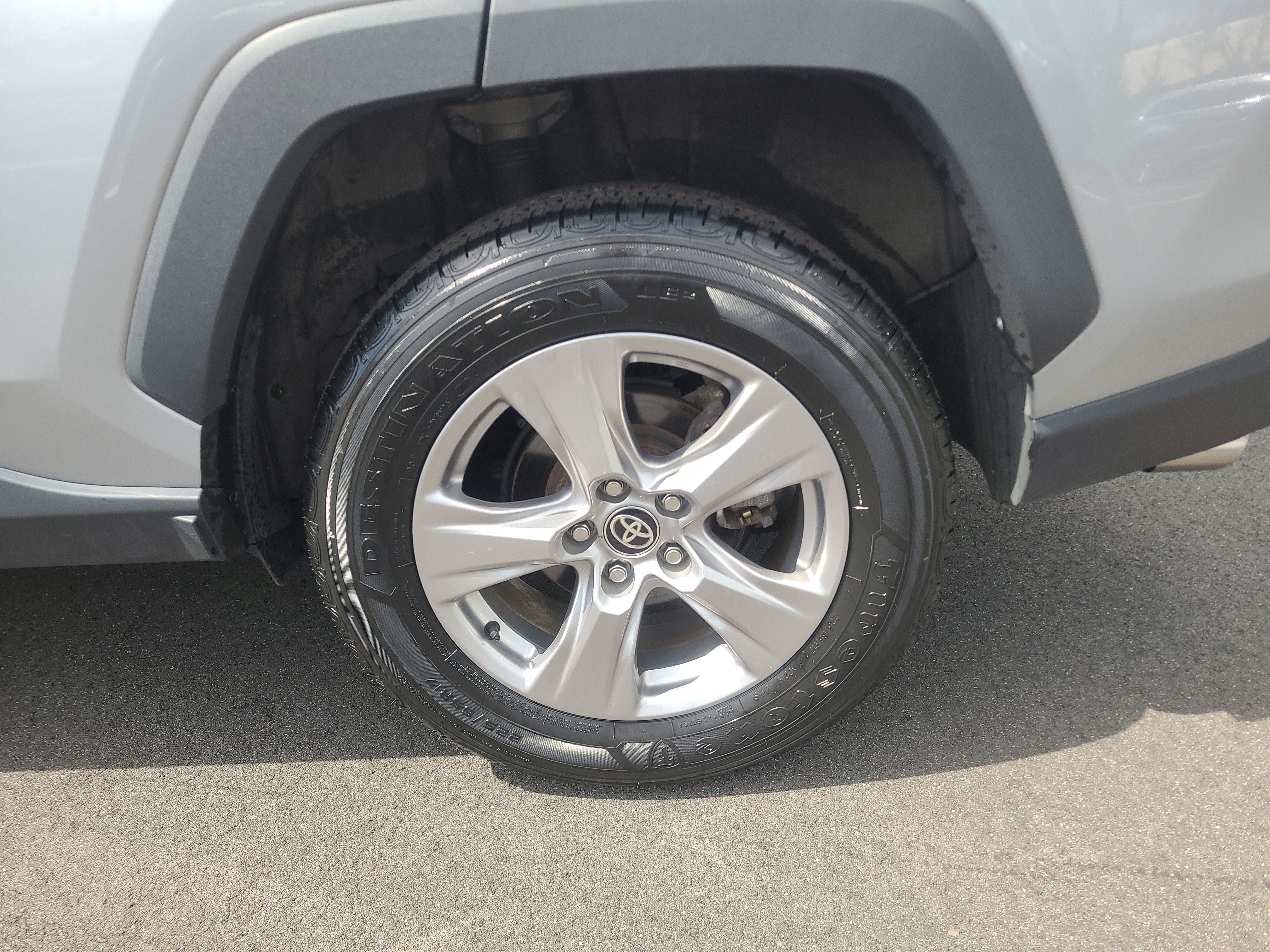 Certified 2025 Toyota RAV4 XLE AWD/4WD image 10