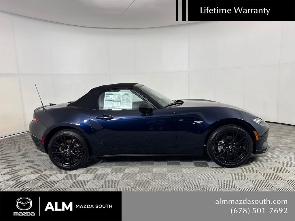 New 2026 MAZDA MX-5 Miata Club w/ Interior Package RWD image 5