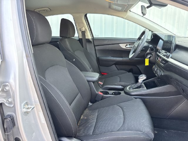 Used 2021 Kia Forte LXS FWD image 26