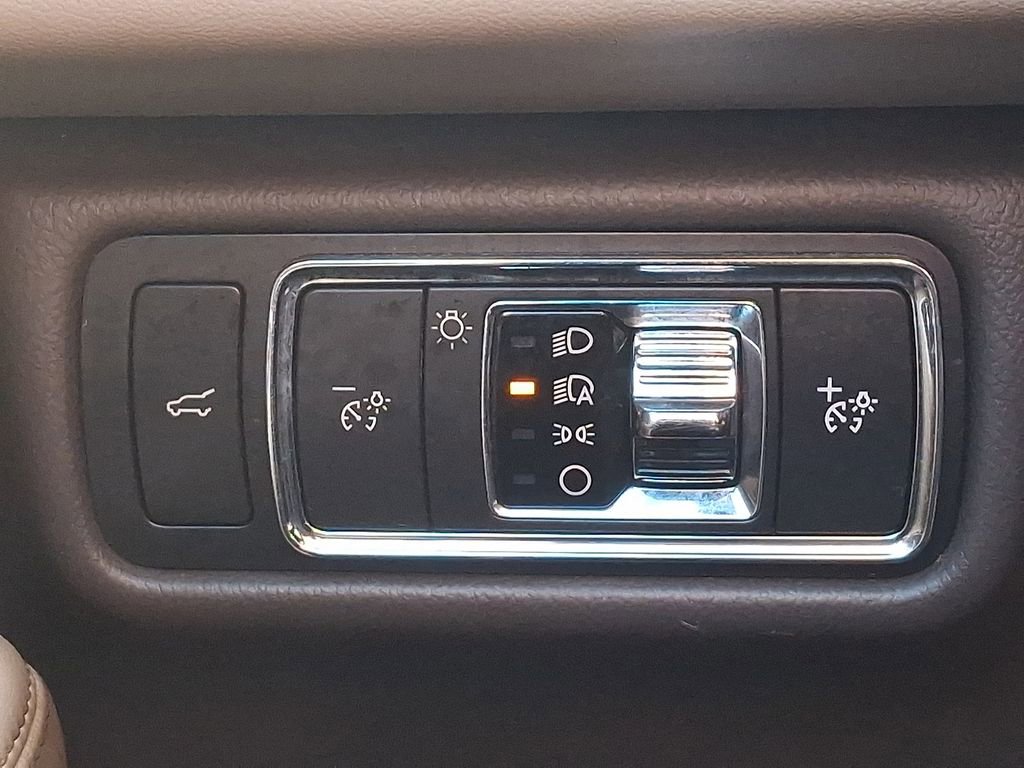 Used 2021 Lincoln Aviator AWD w/ Elements Package image 25