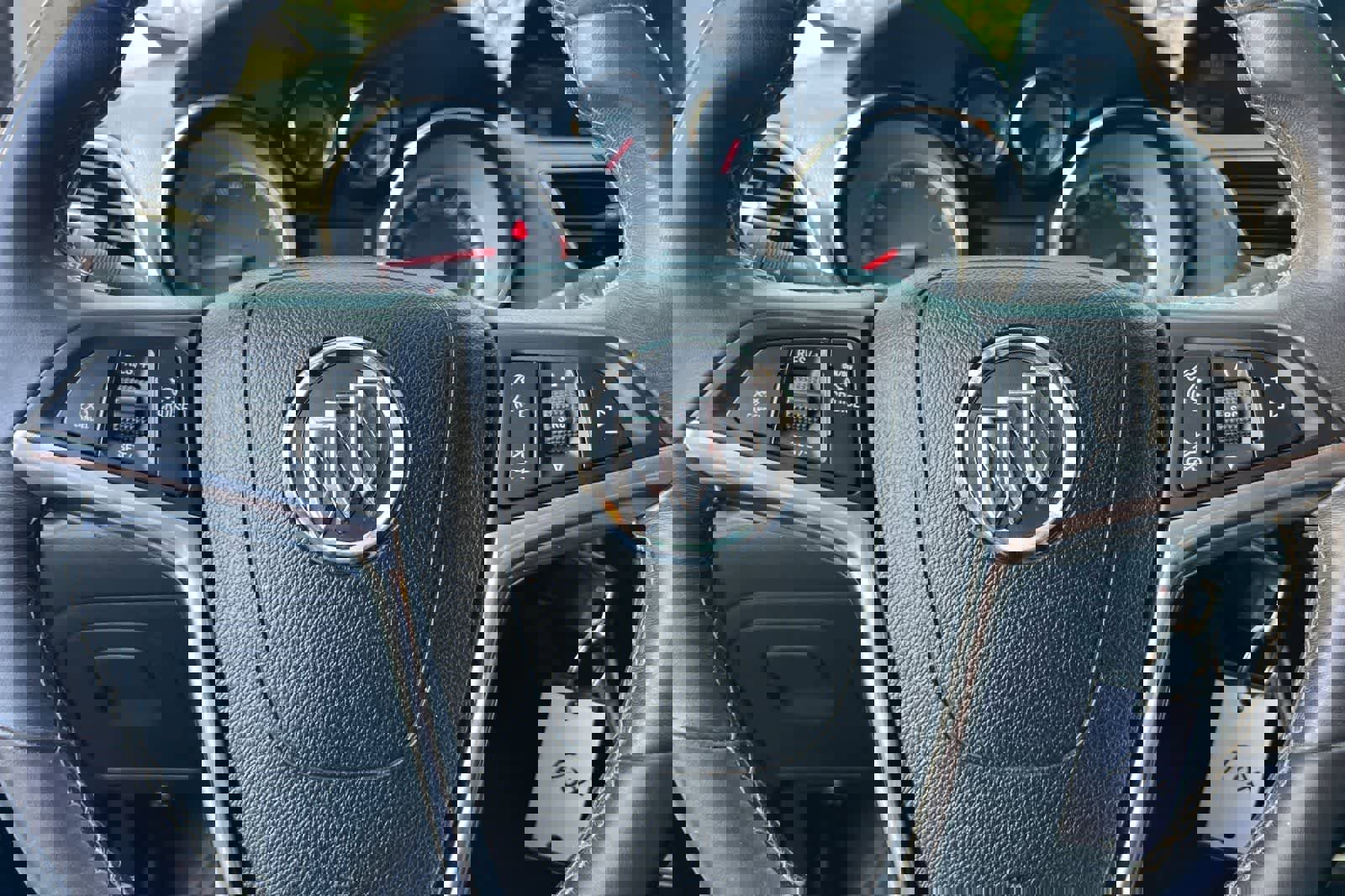 Used 2015 Buick Encore FWD image 24