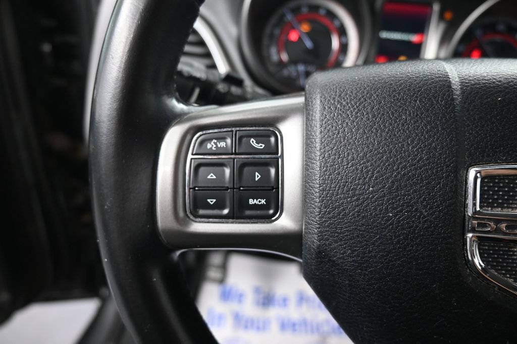 Used 2017 Dodge Journey Crossroad AWD/4WD image 32