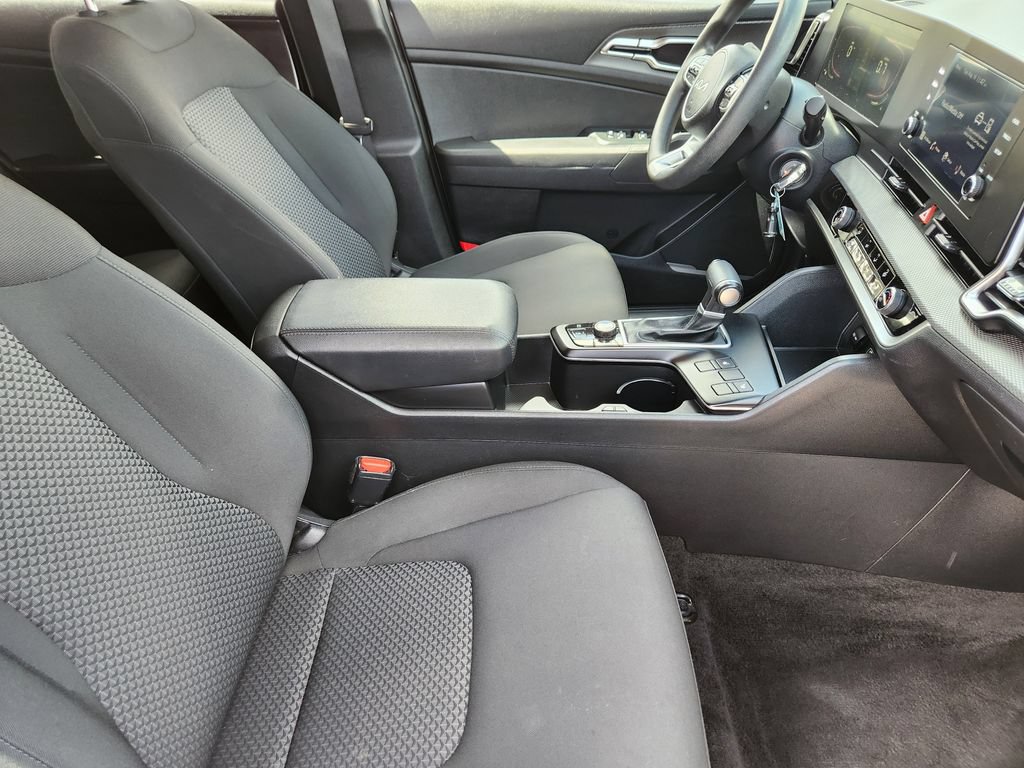 Certified 2024 Kia Sportage LX AWD/4WD image 13