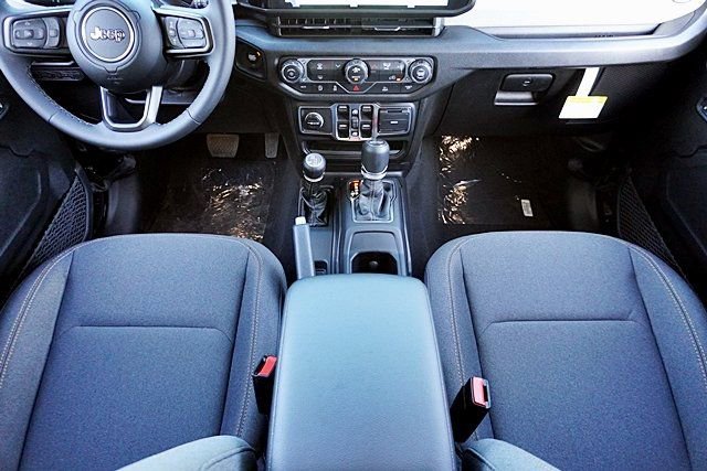 New 2026 Jeep Wrangler Unlimited Sport S image 25