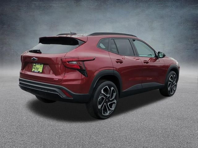 Used 2025 Chevrolet Trax RS w/ Driver Confidence Package image 9