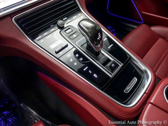 Used 2018 Porsche Panamera 4S image 22