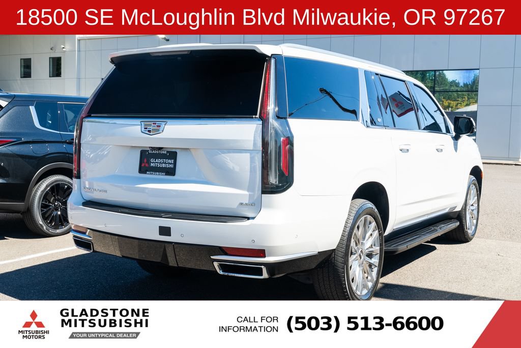 Used 2021 Cadillac Escalade ESV Premium Luxury w/ Performance Package AWD/4WD image 7